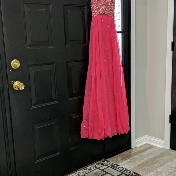 Vintage 1982 Gown - Picture 5 of 6